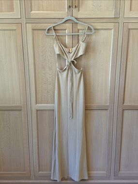 RUMER | Cutout Maxi Dress | Size: Small
